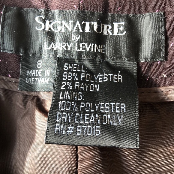 SIGNATURE by LARRY LEVINE - SIZE 8 PANTSUIT - BROWN/PINK PINSTRIPE CLASSY #056 - Picture 9 of 9